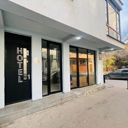 Art Family Hotel Tiflis Dış mekan fotoğraf